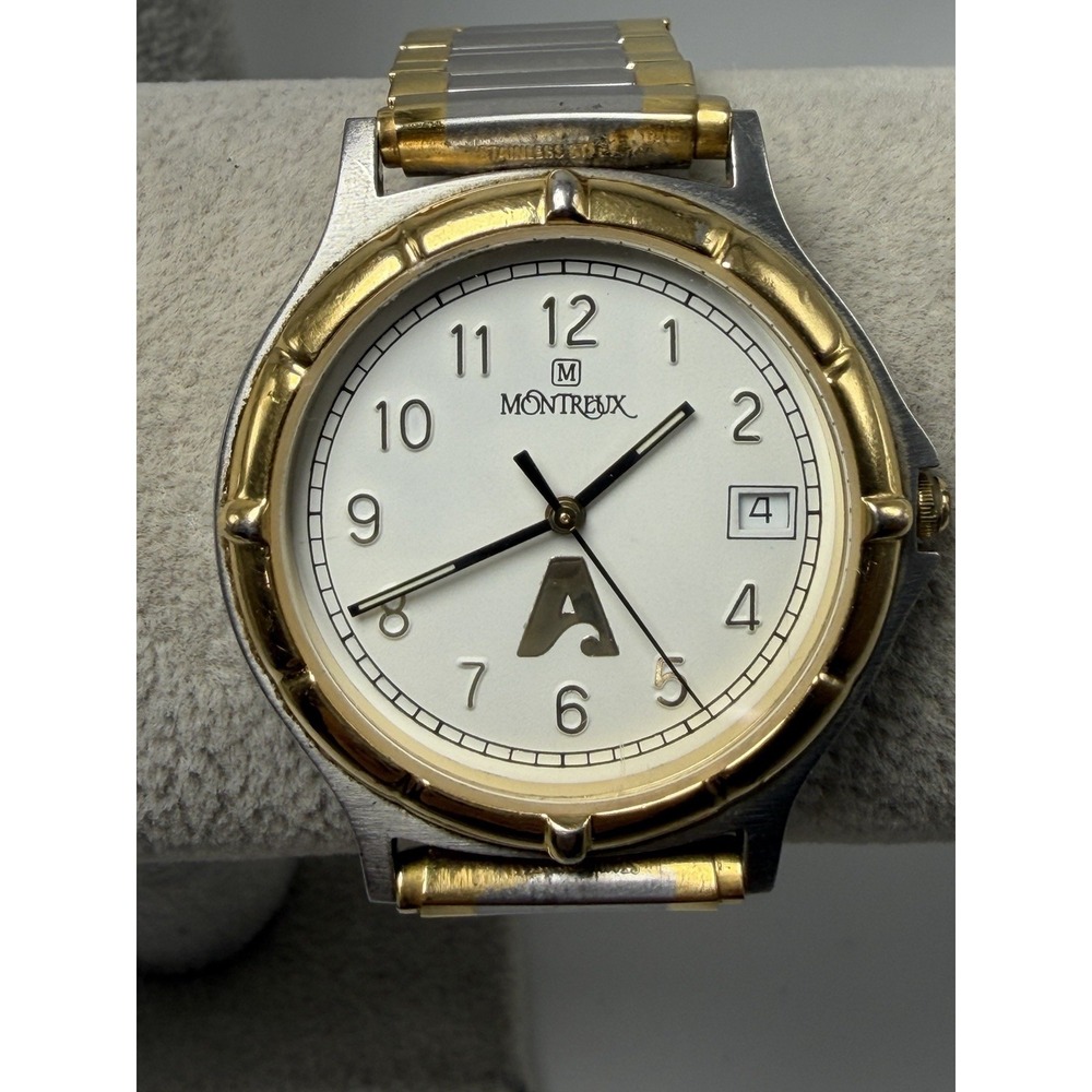 Josten's Montreux Mens Watch New Battery 36MM 6.5" Stretch Band‎